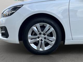 PEUGEOT 308 usata, con Specchietti laterali elettrici