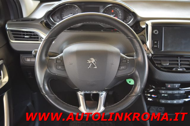PEUGEOT 2008 usata, con Autoradio
