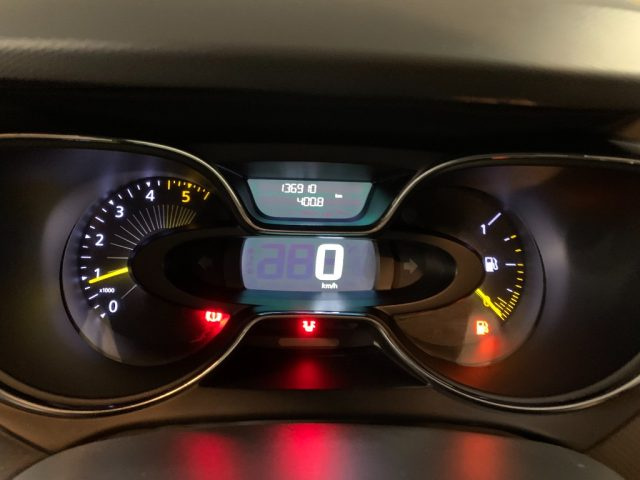 RENAULT Captur usata, con Volante multifunzione