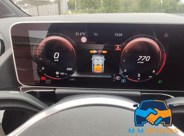 MERCEDES-BENZ GLA 200 usata, con Sedile posteriore sdoppiato