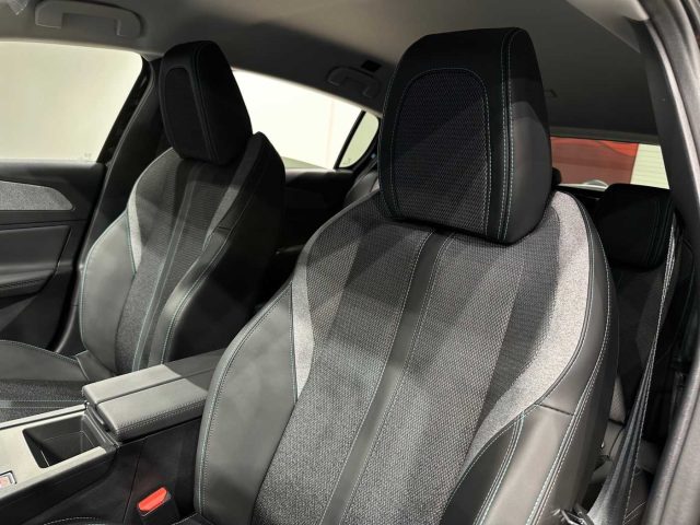 PEUGEOT 308 usata, con Sensori di parcheggio posteriori