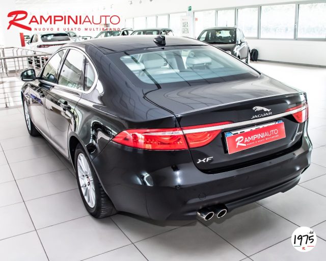 JAGUAR XF usata 8