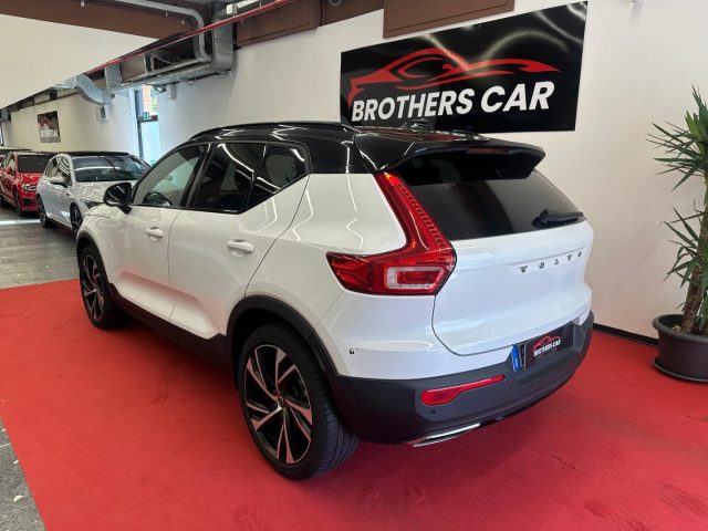 VOLVO XC40 usata, con Autoradio
