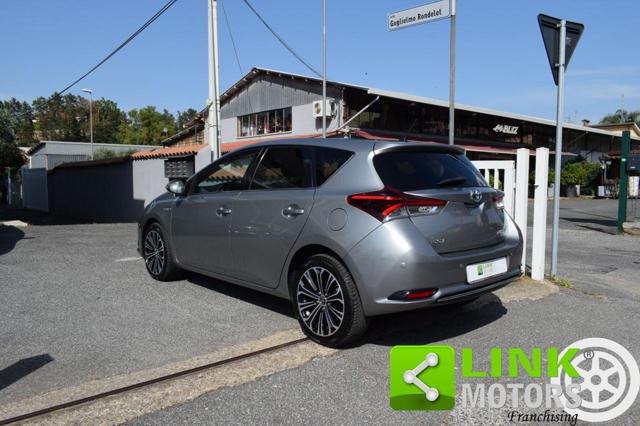 TOYOTA Auris usata, con Airbag laterali
