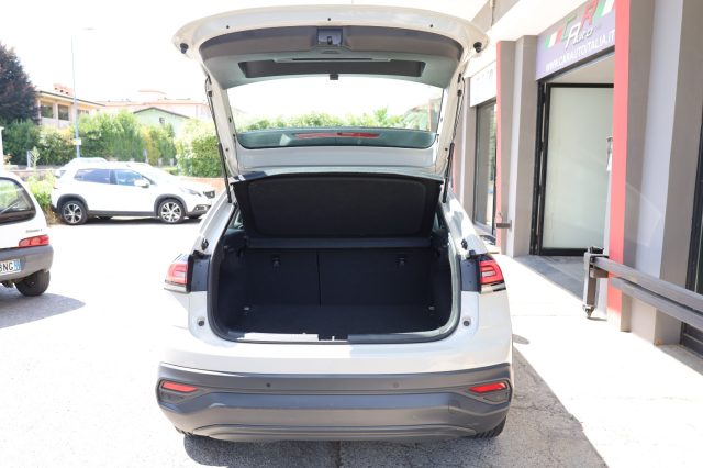 VOLKSWAGEN Taigo usata, con Cruise Control