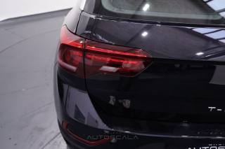 VOLKSWAGEN T-Roc usata, con Sensori di parcheggio posteriori
