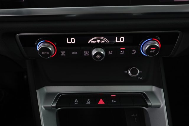 AUDI Q3 usata 11