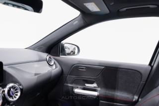 MERCEDES-BENZ GLA 200 usata, con Volante multifunzione