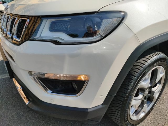 JEEP Compass usata, con Autoradio digitale