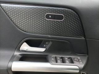 MERCEDES-BENZ GLA 200 usata, con Filtro antiparticolato