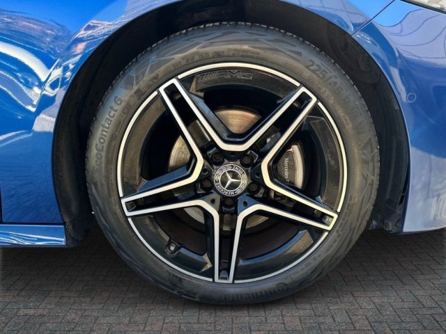 MERCEDES-BENZ A 180 usata, con USB