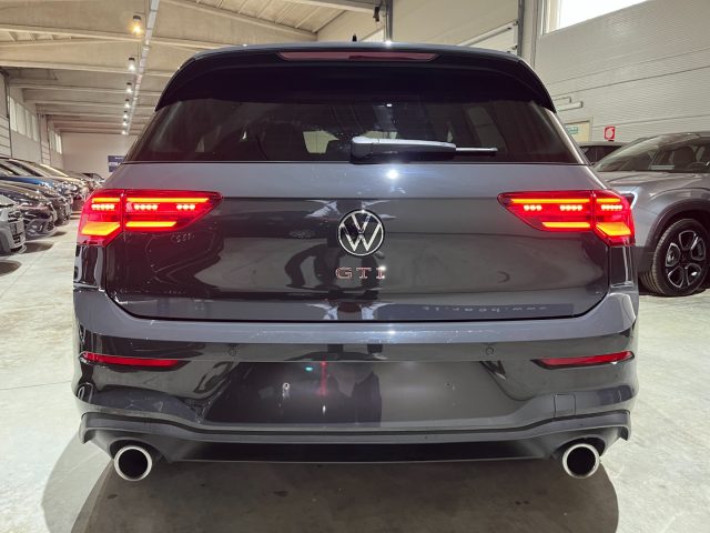 VOLKSWAGEN Golf usata, con Autoradio