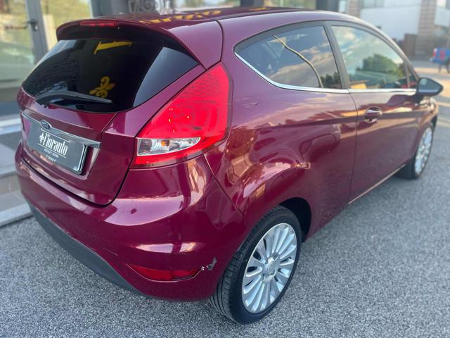 FORD Fiesta usata, con Alzacristalli elettrici