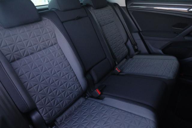 VOLKSWAGEN Tiguan usata, con Sedile posteriore sdoppiato