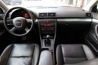 AUDI A4 usata, con Sedile posteriore sdoppiato