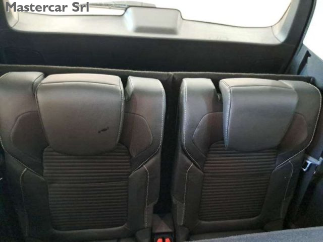 RENAULT Grand Scenic usata, con Sedile posteriore sdoppiato