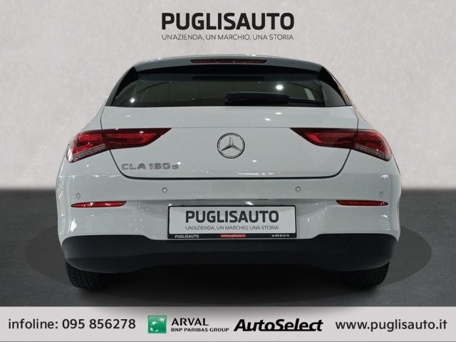 MERCEDES-BENZ CLA 180 usata, con Autoradio