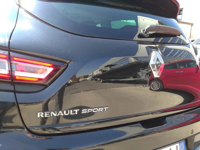 RENAULT Clio usata, con Fari LED