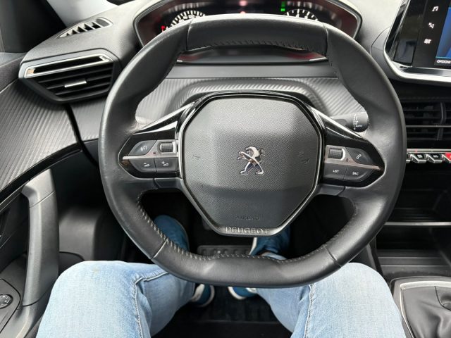 PEUGEOT 2008 usata, con Chiusura centralizzata