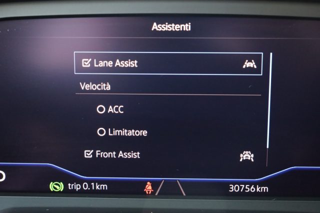 VOLKSWAGEN Taigo usata, con Sensori di parcheggio anteriori
