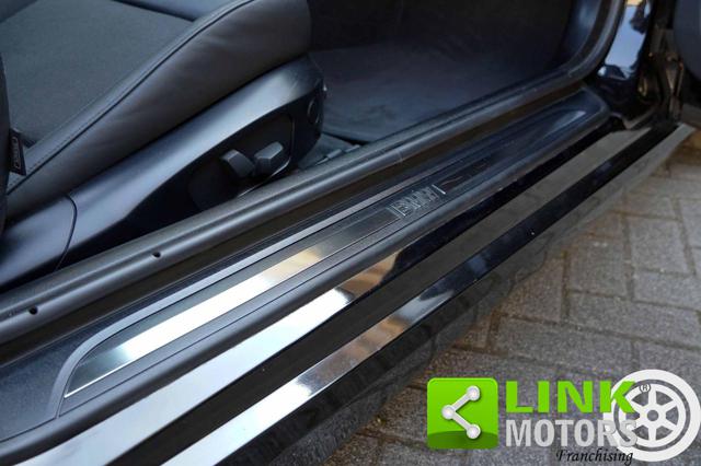 BMW 330 usata, con Tettuccio apribile