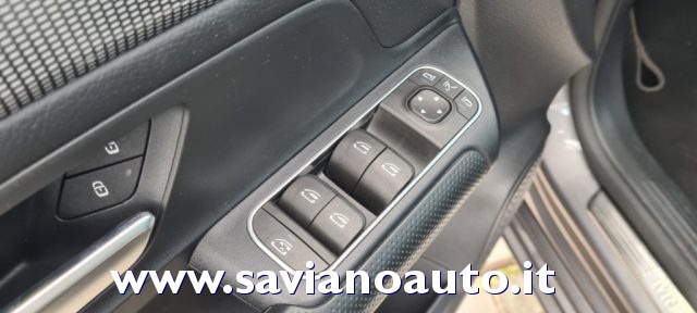 MERCEDES-BENZ B 180 usata, con Climatizzatore