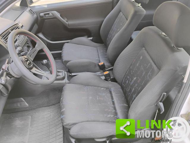 VOLKSWAGEN Golf usata, con Autoradio digitale