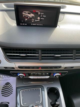 AUDI Q7 usata, con USB
