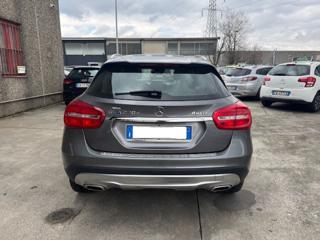 MERCEDES-BENZ GLA 200 usata, con Alzacristalli elettrici
