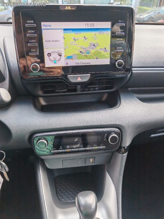 TOYOTA Yaris usata, con Controllo elettronico della corsia