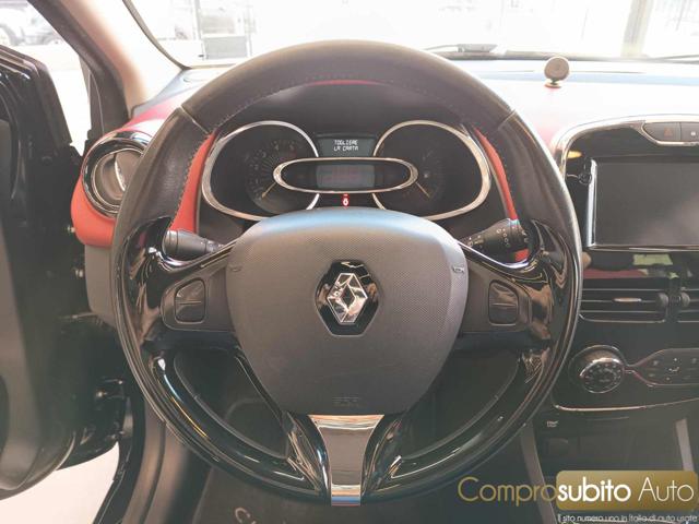 RENAULT Clio usata, con Specchietti laterali elettrici