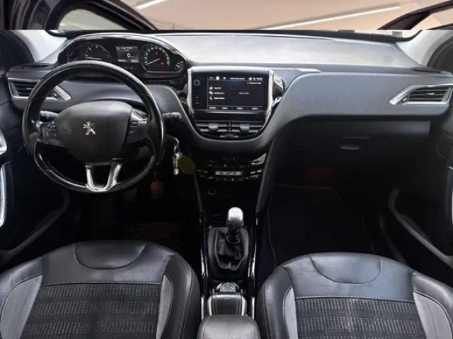 PEUGEOT 2008 usata, con Airbag Passeggero