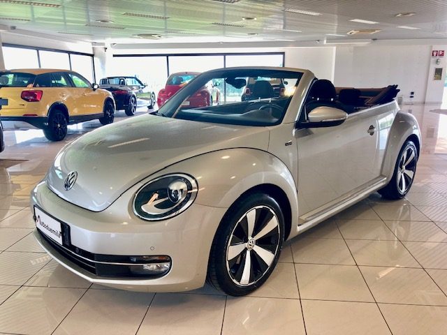 VOLKSWAGEN Maggiolino usata, con Airbag laterali