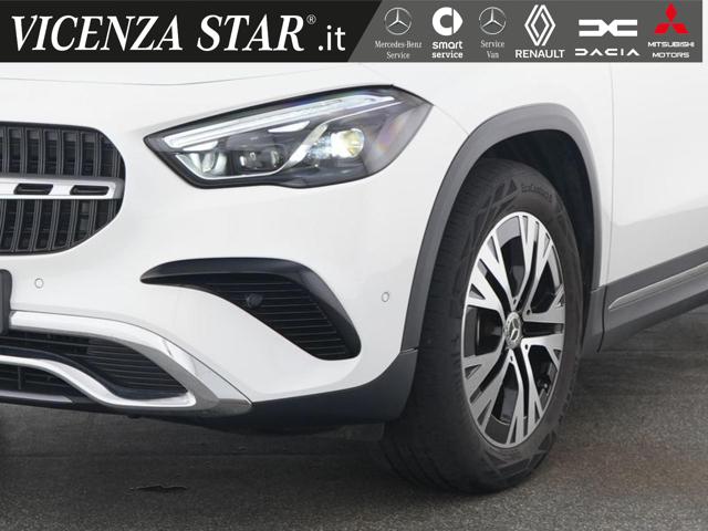 MERCEDES-BENZ GLA 200 usata, con Airbag