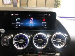 MERCEDES-BENZ GLA 200 usata, con Autoradio digitale
