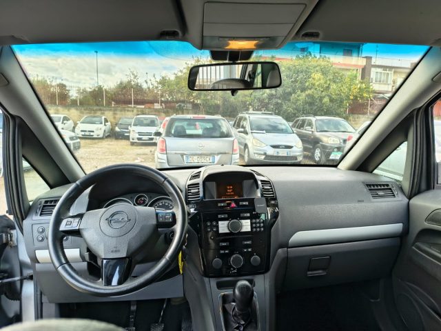 OPEL Zafira usata, con Climatizzatore