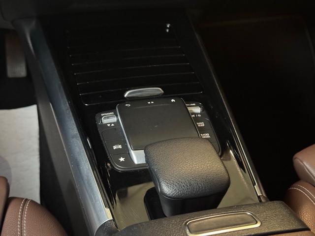 MERCEDES-BENZ GLA 200 usata, con Lettore CD