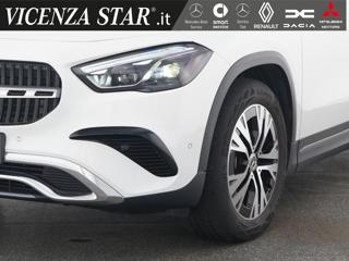 MERCEDES-BENZ GLA 200 usata, con Airbag