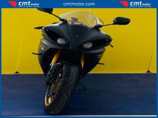 YAMAHA YZF R1 usata 2