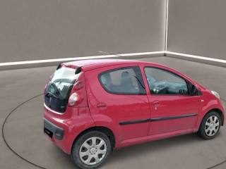 PEUGEOT 107 usata, con Autoradio