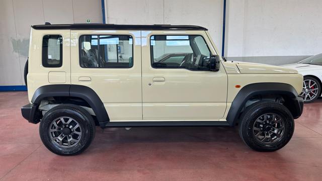SUZUKI Jimny usata, con Alzacristalli elettrici