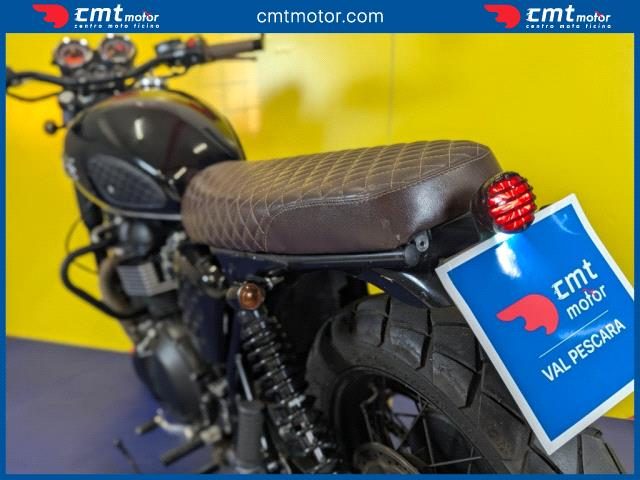 TRIUMPH Bonneville T100 usata 8