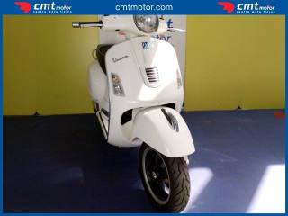 VESPA GTS 300 usata 1