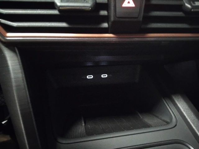 CUPRA Formentor usata, con Specchietti laterali elettrici