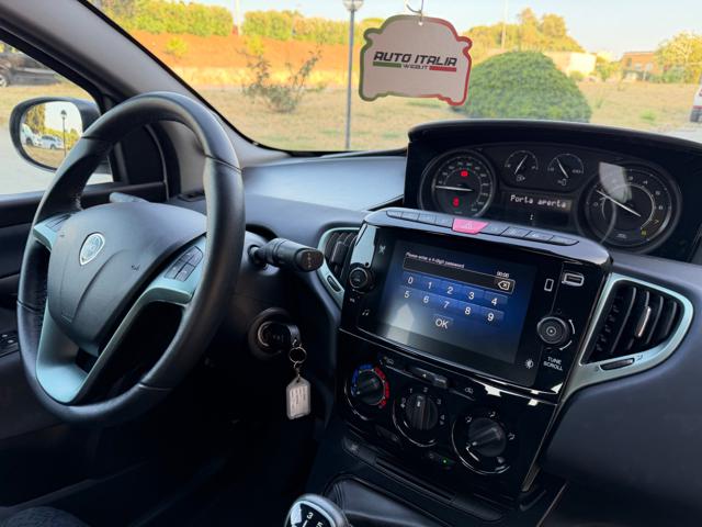 LANCIA Ypsilon usata, con Sedile posteriore sdoppiato