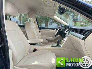 VOLKSWAGEN Passat Variant usata, con Controllo vocale