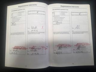 LAND ROVER Defender usata 16