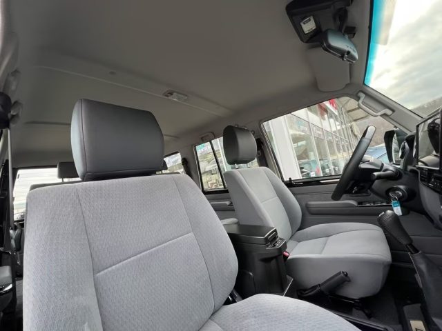 TOYOTA Land Cruiser usata, con Sistema di navigazione