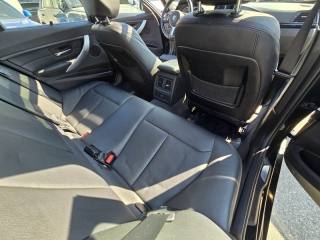 BMW 330 usata, con Fari Xenon