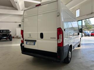 PEUGEOT Boxer usata, con Airbag